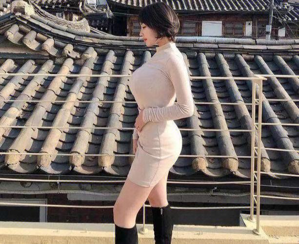 家族:丰乳肥臀背后的成功与魅力