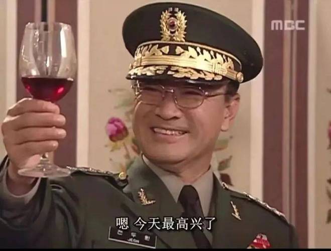 神魔再现:人神魔三界的史诗之旅
