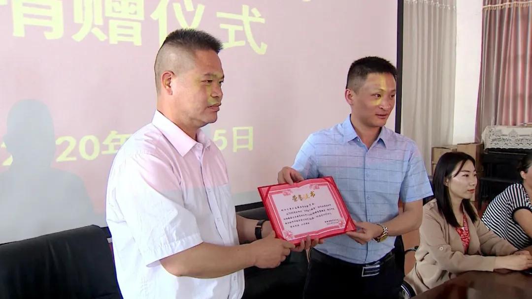 之一基金网,但是银行卡里的钱却扣除了